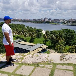 Meet your Posher, Ray